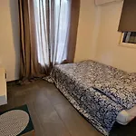 Monica شقة