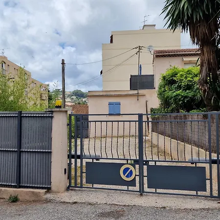 Monica Διαμέρισμα *