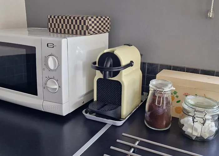 Monica ヴァロリス